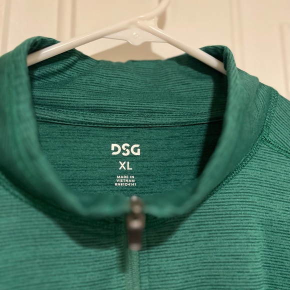 Dick’s Sporting Goods DSG 1/4 Zip L/S Employee Top - Mens - XL - Picture 3 of 5